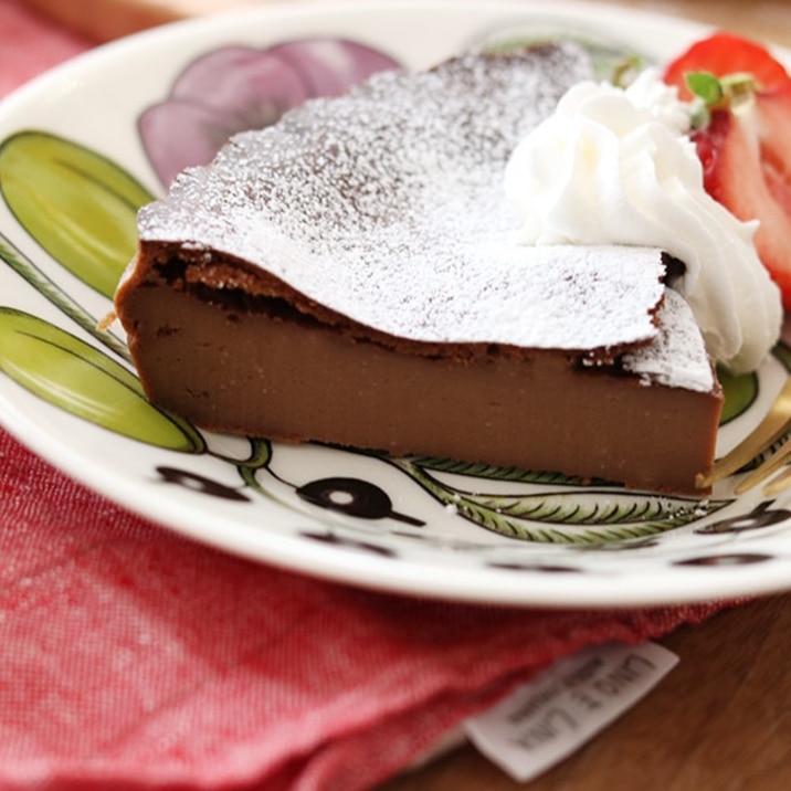 タルト型で、チョコレートベイクドチーズケーキ